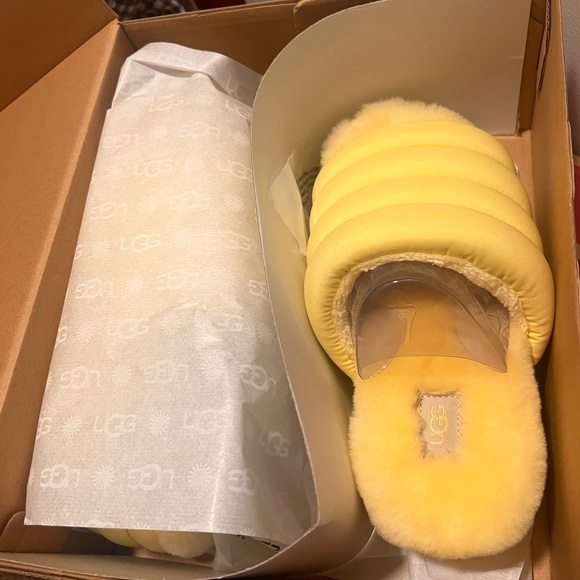 UGG Platform Maxi slides 7 - Picture 4 of 11